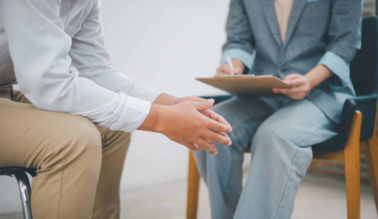 Bipolar Disorder Support in Palos Park IL focused on understanding mood cycles and mental health care