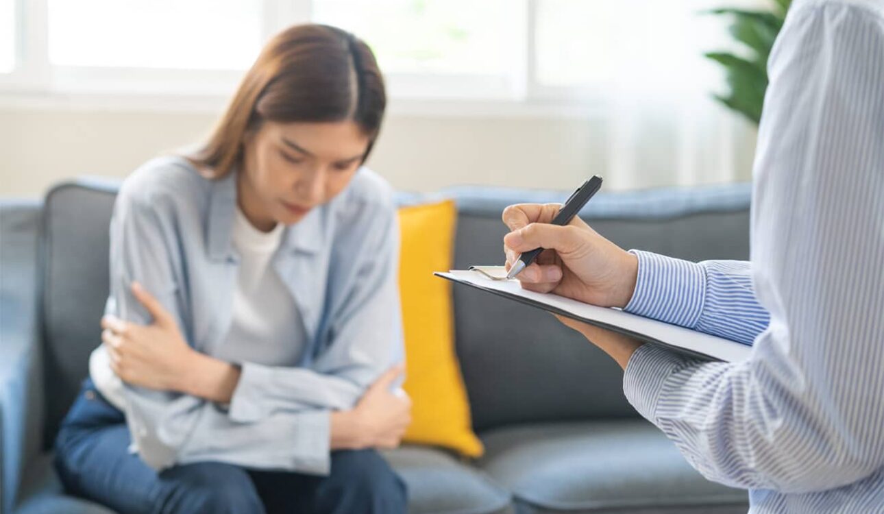 depression help in Palos Park IL by recognizing essential signs and taking next steps toward support