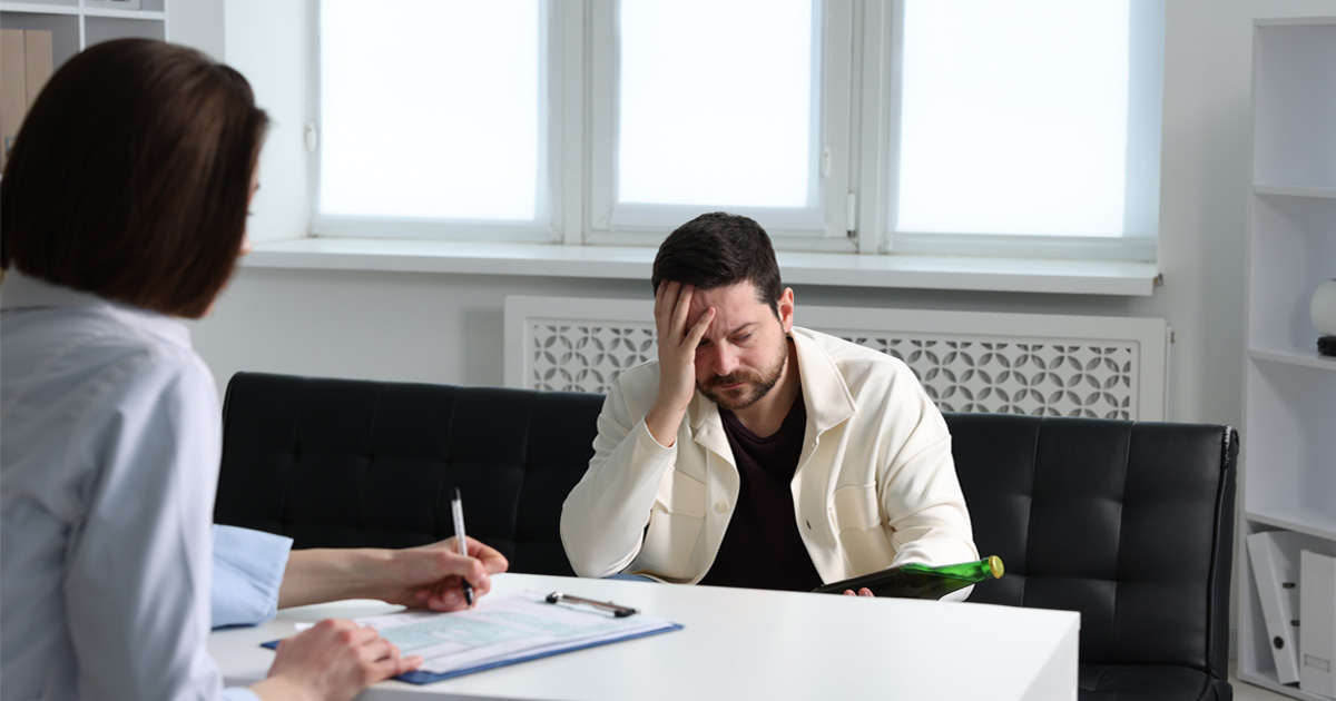 alcohol addiction treatment options including detox therapy and rehab programs