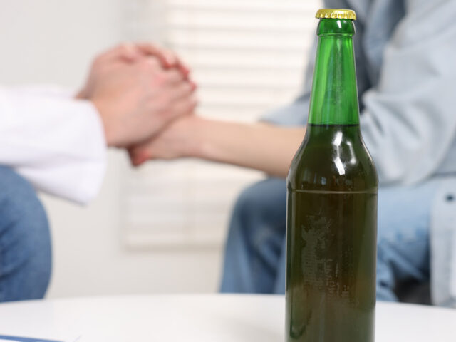 What to Expect During Treatment for Alcohol Addiction